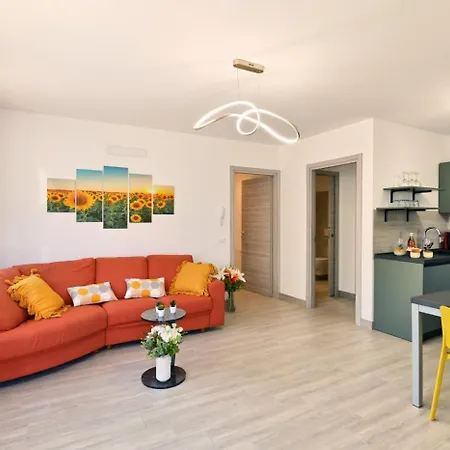 Il Girasole - Theater Apartman *