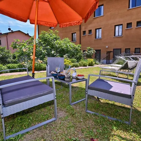Il Girasole - Theater Apartman Tignale